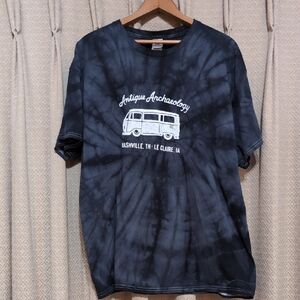 Men's Size XL American Picker Antique Archaeology Nashville & Le Claire T-Shirt